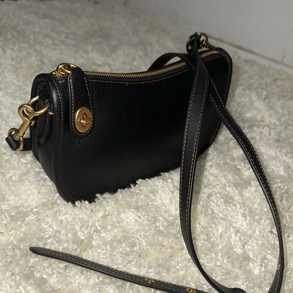 Coach Womens The Coach Originals Glovetanned Leather Swinger 20 - Picture 1 of 3